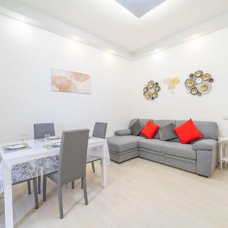 Domo Nora 2 Apartman Olbia Kültér fotó