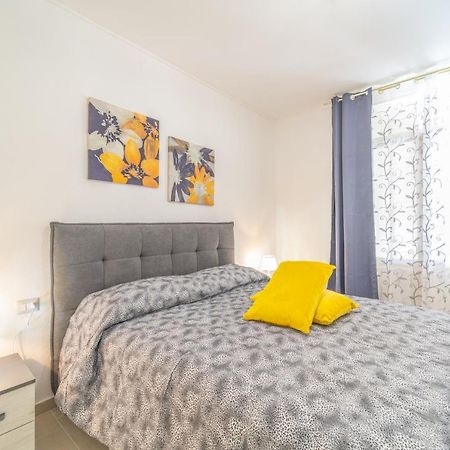 Domo Nora 2 Apartman Olbia Kültér fotó