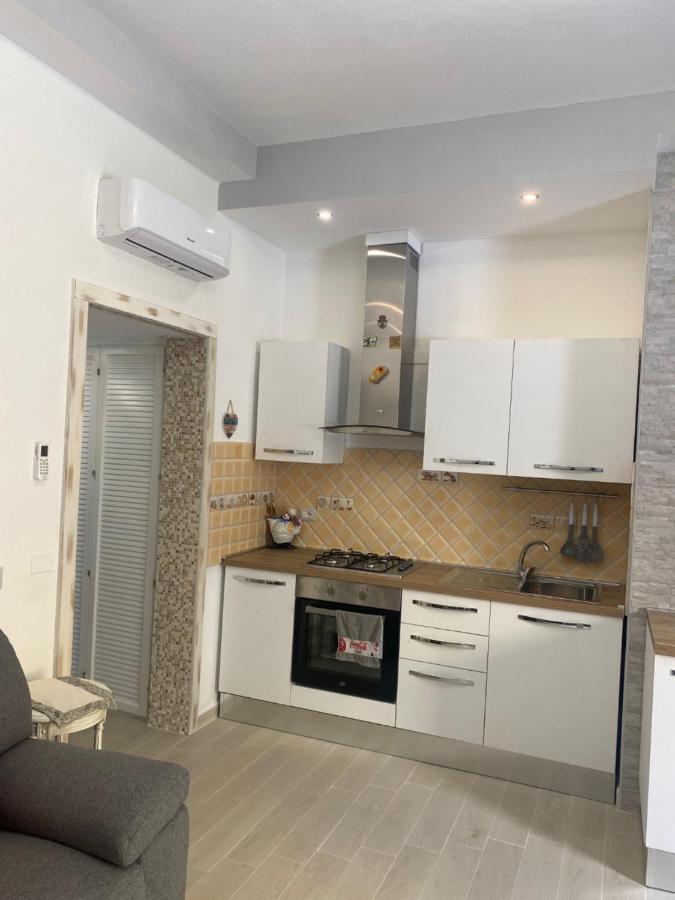 Domo Nora 2 Apartman Olbia Kültér fotó