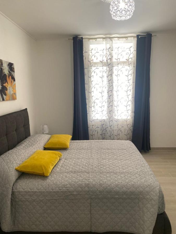 Domo Nora 2 Apartman Olbia Kültér fotó