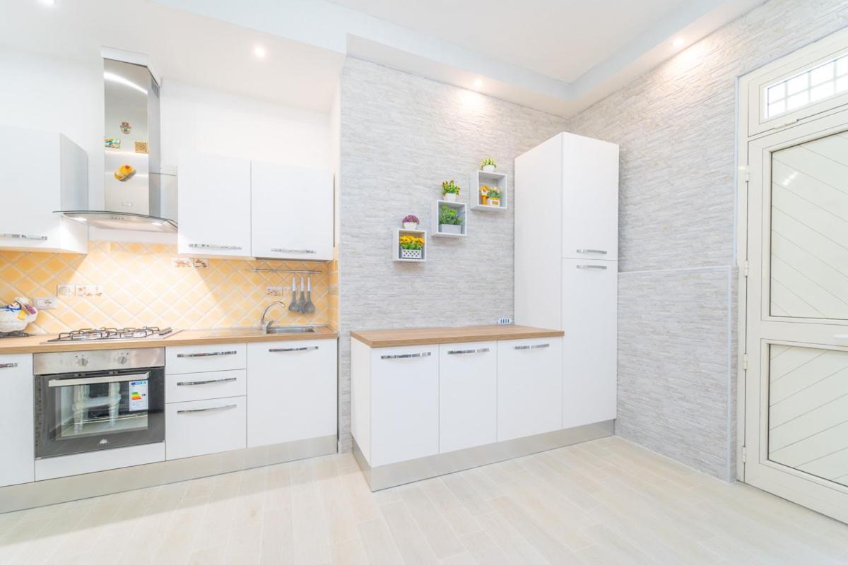 Domo Nora 2 Apartman Olbia Kültér fotó
