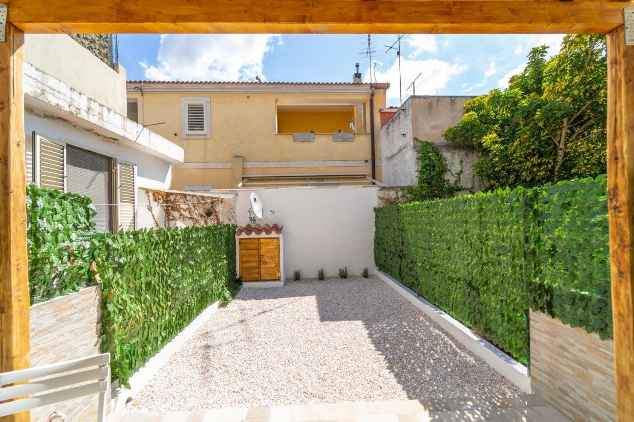 Domo Nora 2 Apartman Olbia Kültér fotó