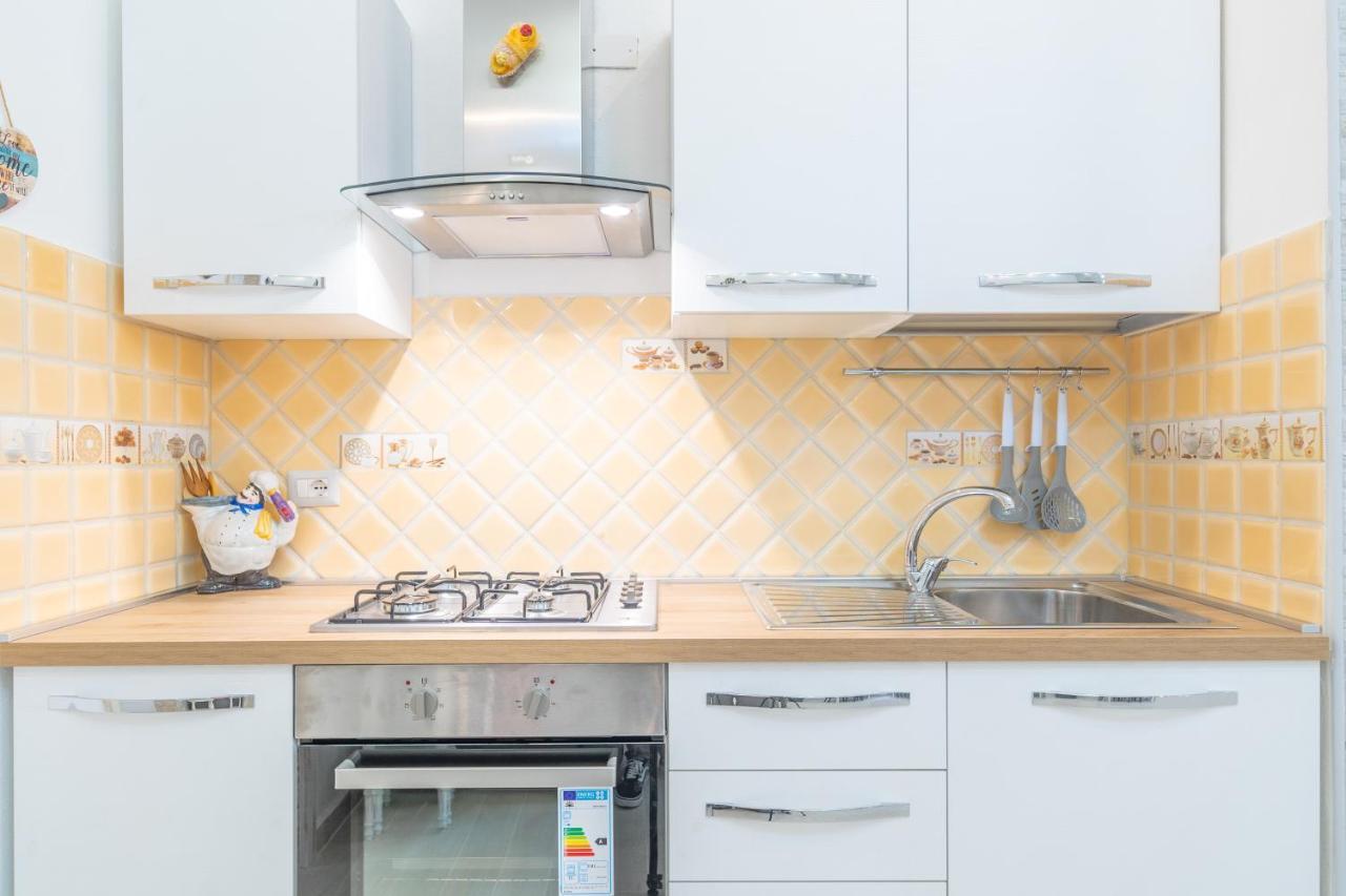 Domo Nora 2 Apartman Olbia Kültér fotó